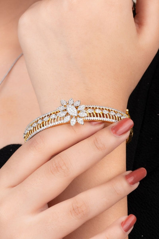 OLIVIA LUXE CZ GOLD BRACELET