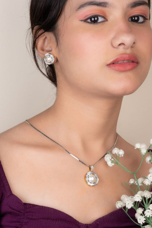 MIRAYA CZ PEARL GLOW PENDANT SET (CHAIN NOT INCLUDED)