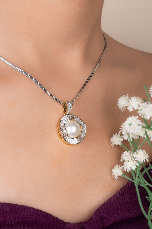 MIRAYA CZ PEARL GLOW PENDANT SET (CHAIN NOT INCLUDED)