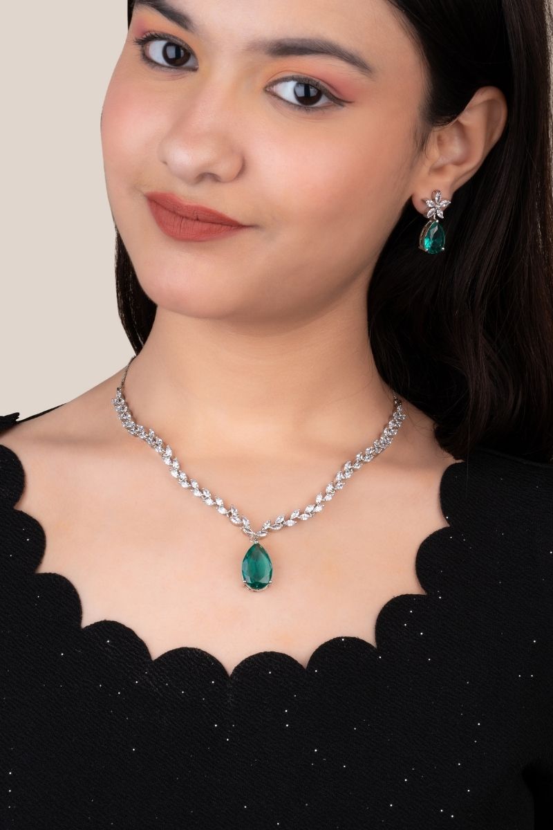 AMAYA CUBIC ZIRCONIA EMERALD NECKLACE SET