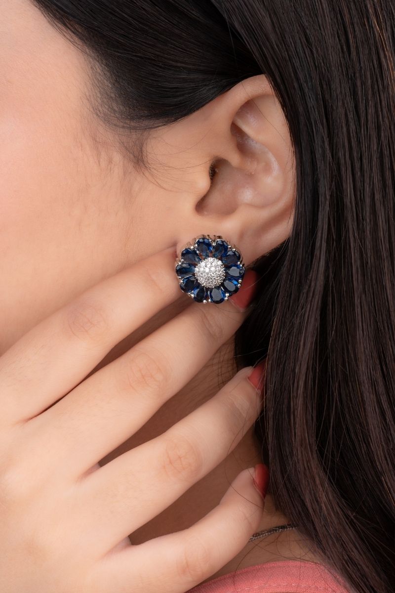 ELARA BLUE DIAMOND ELEGANCE PENDANT SET (CHAIN NOT INCLUDED)