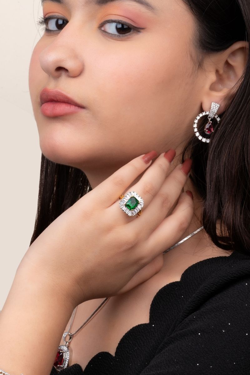 HAZEL EMERLD AD RING